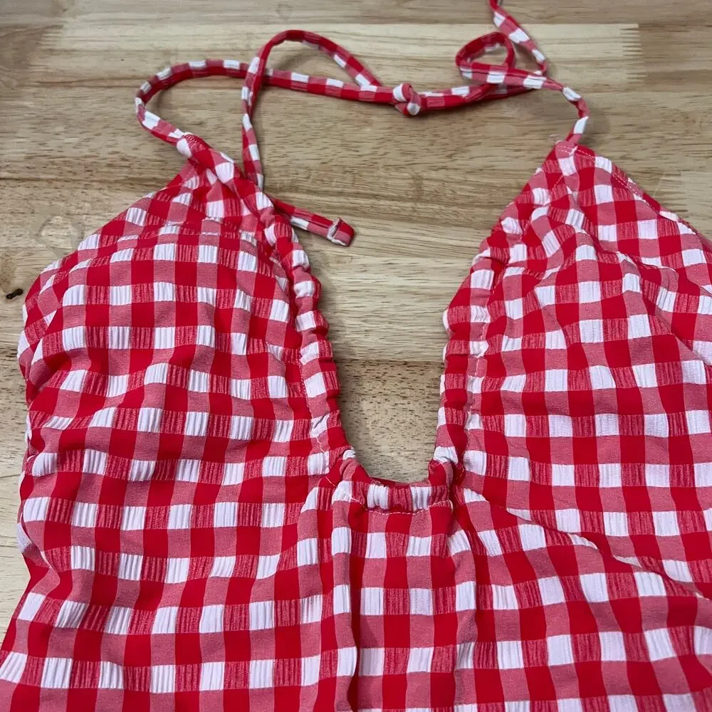 Wild Fable Women's Red Check Pattern Keyhole One Piece Swimsuit - Medium - NWT